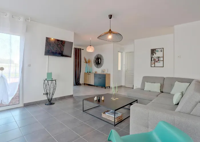 2 Bedroom Stunning In Feriehus