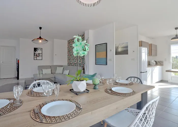 2 Bedroom Stunning In Feriehus *