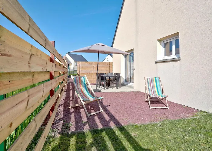 Feriehus 2 Bedroom Stunning In Créances